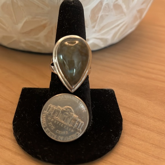 Beautiful Sterling Silver Labradorite Teardrop Ring Size 8 - Picture 5 of 8